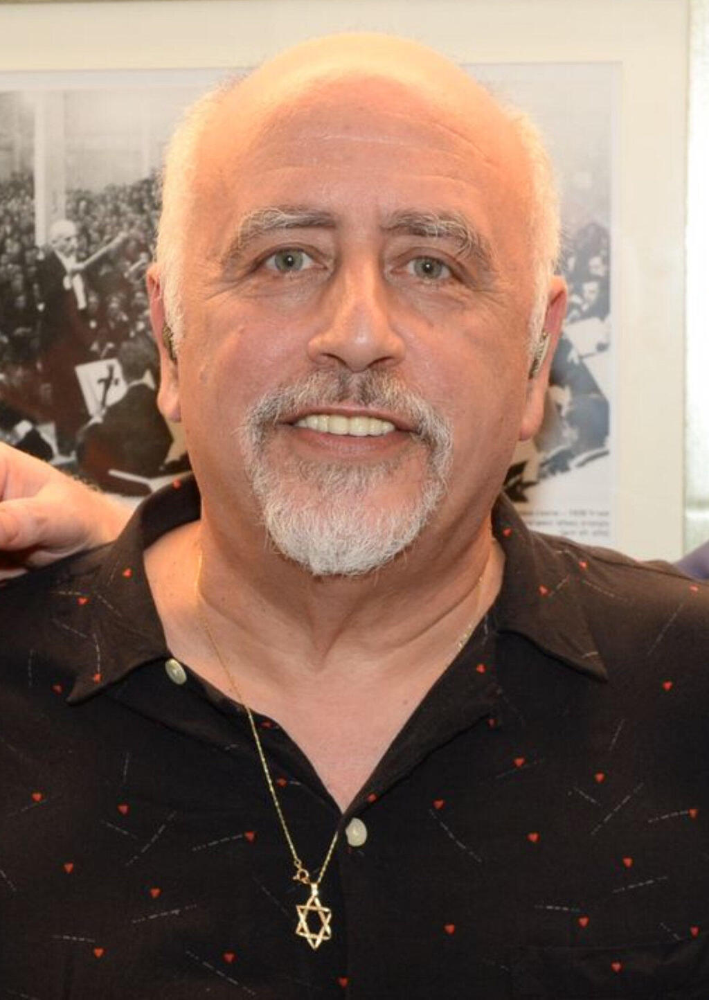 Singer-songwriter Micha Shitrit, who was among Waters’ opening acts (Photo: Kobi Koeneks) מיכה שטרית