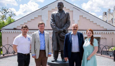 Professor Cockell visits Kyiv Polytechnic