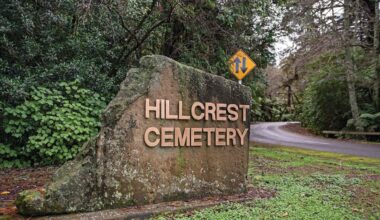Whakatāne councillors challenge grave backfill burial fee over cultural concerns
