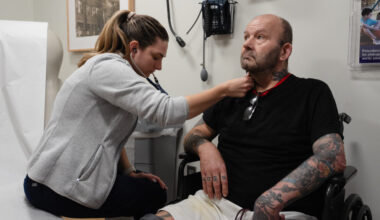 When it’s time to save a limb, novel vascular clinic meets homeless people where they are
