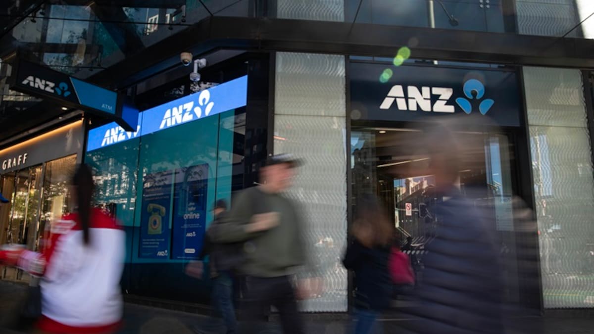ANZ cuts home loan and term deposit rates after fall in wholesale costs