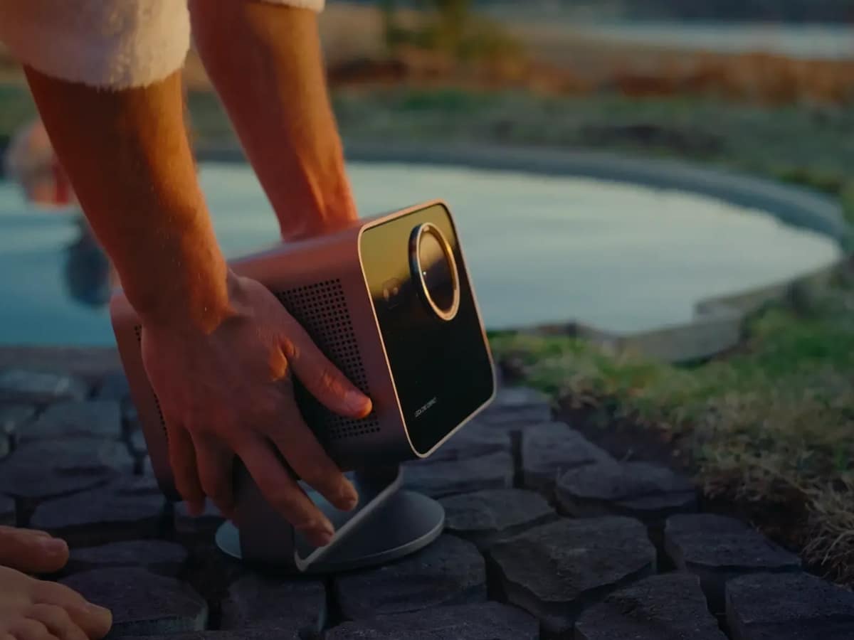 Leica Swaps Cameras for the Ceiling with the Cine Compact 1 4K Projector