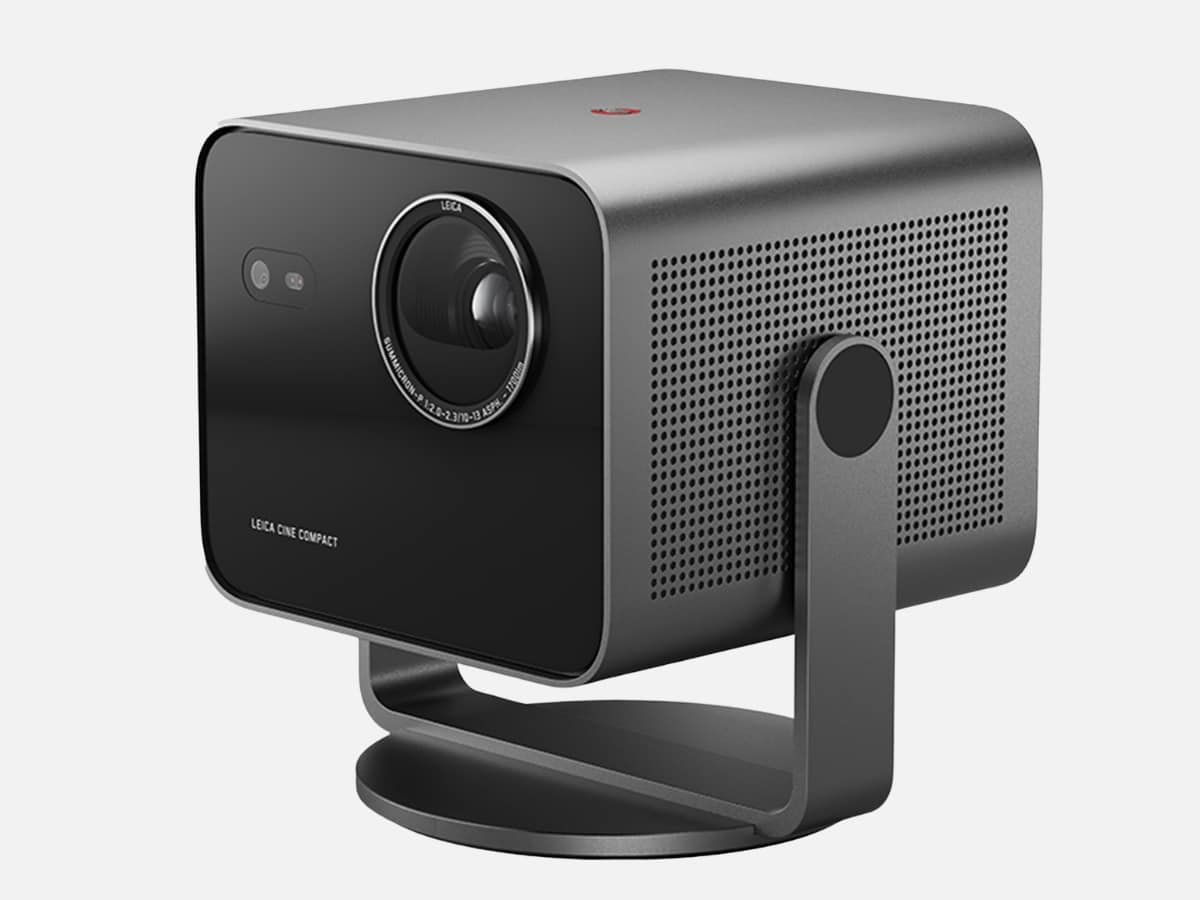 Leica cine compact 1 4k projector 2