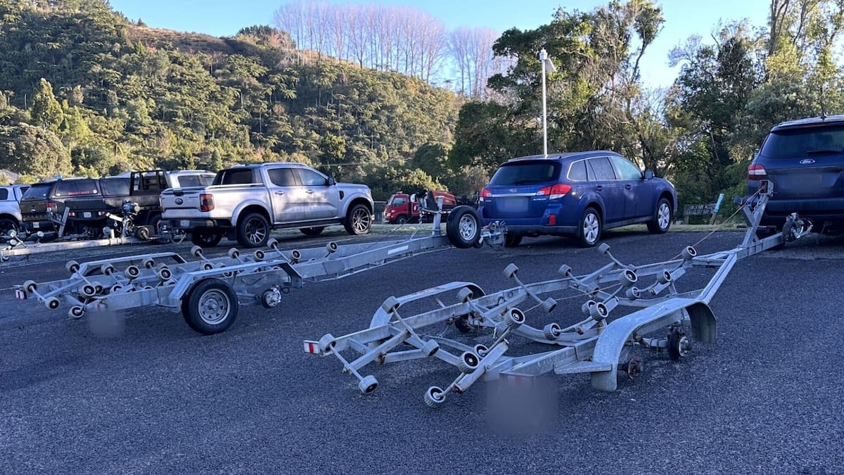 Lake Tarawera residents track down alleged stolen trailer wheels