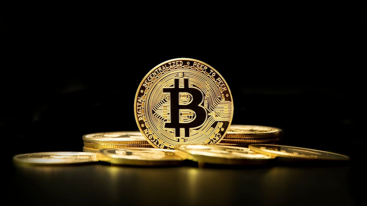 Bitcoin’s retreating retail army exposes fresh fragility