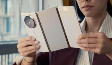 Huawei Mate XTs Tri-Fold