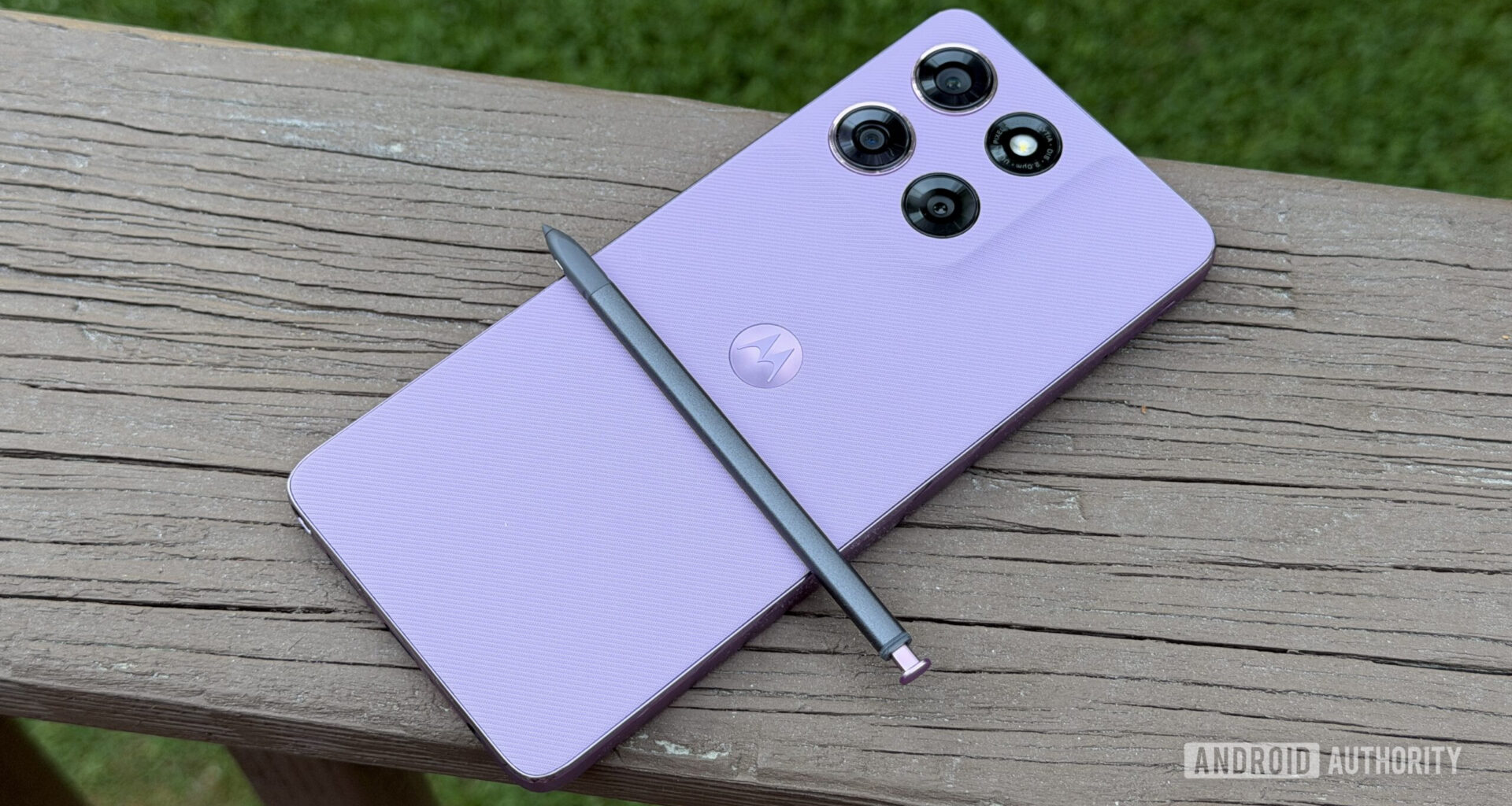 Moto G Stylus 2026 on deck