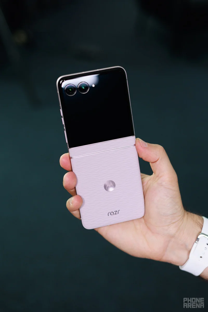 Motorola Razr 2026 Review