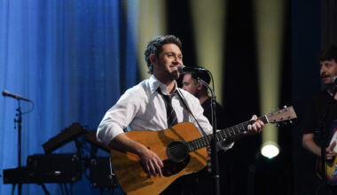 Niall Horan Chats, Plays Chip and Tell, Performs On Fallon's "Tonight Show"
