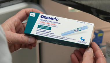 It's well past time to ban pharmaceutical advertisements