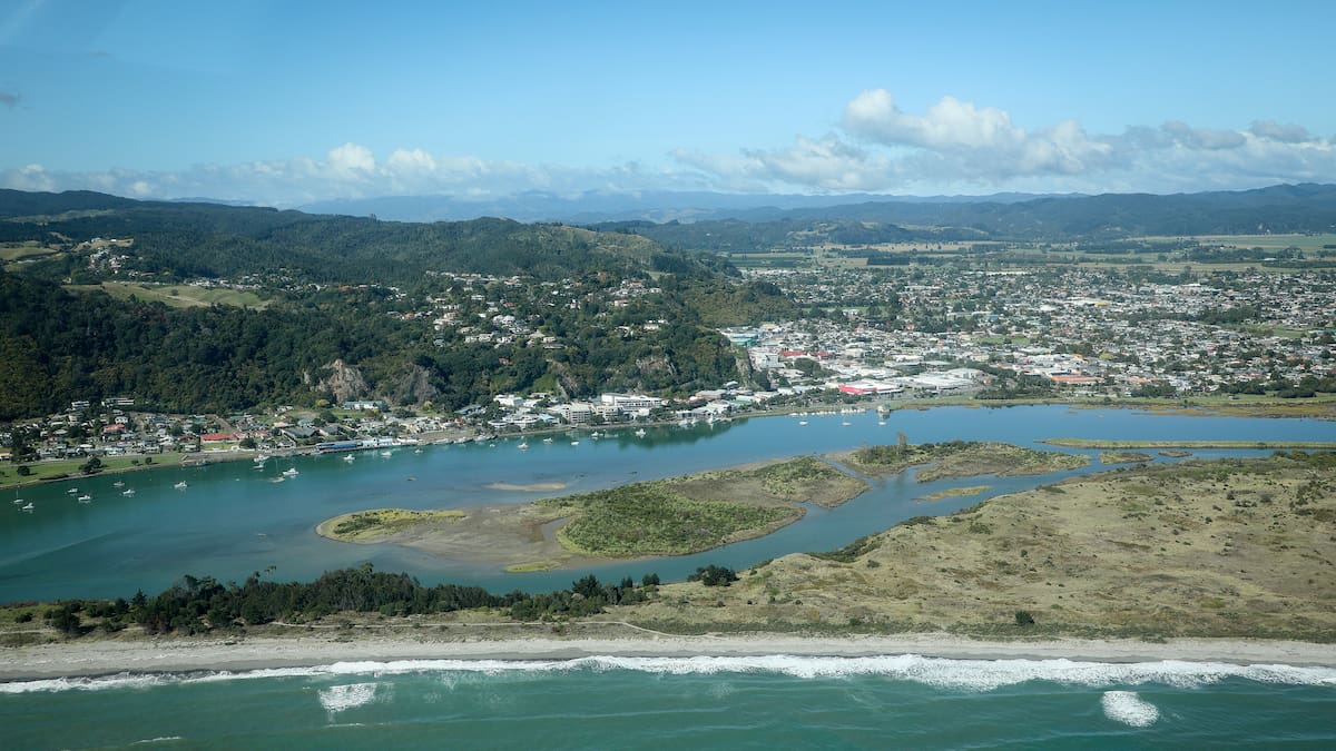 Whakatāne men jailed for brutal Warehouse carpark robbery