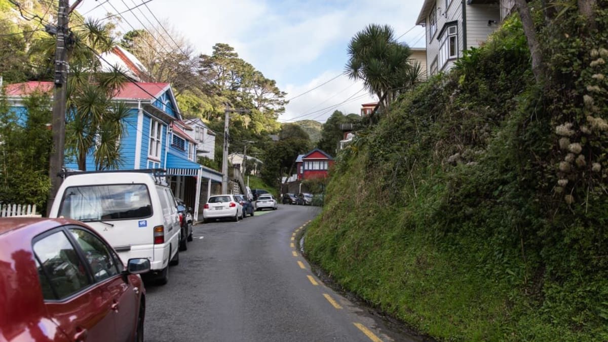 Residents furious at month of Wellington Water’s noisy overnight works