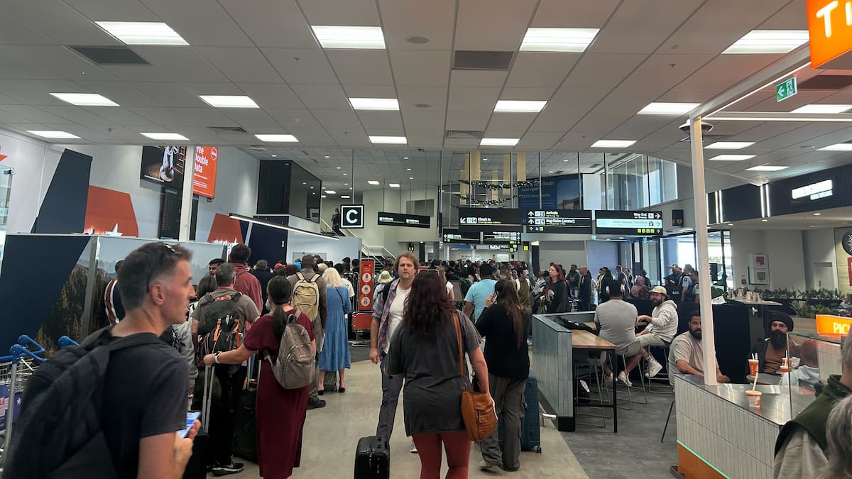Fog restrictions in place at Auckland Airport, domestic flights affected