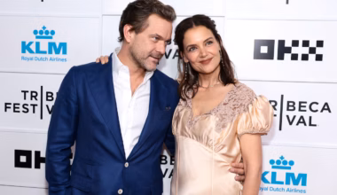 Katie Holmes, Joshua Jackson and the continued power of ’90s nostalgia - The Washington Post
