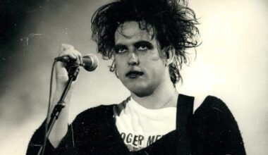 The group Robert Smith struggled to follow onstage