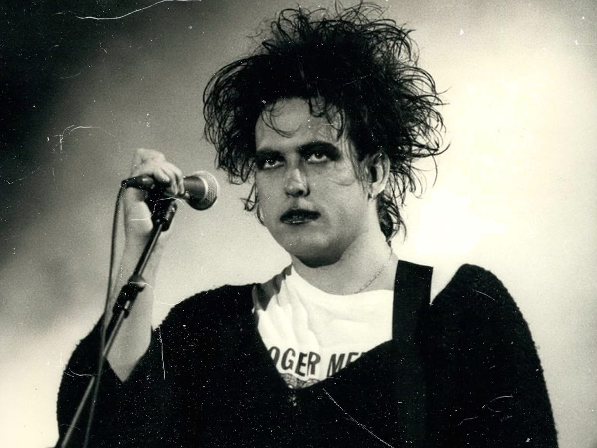 The group Robert Smith struggled to follow onstage