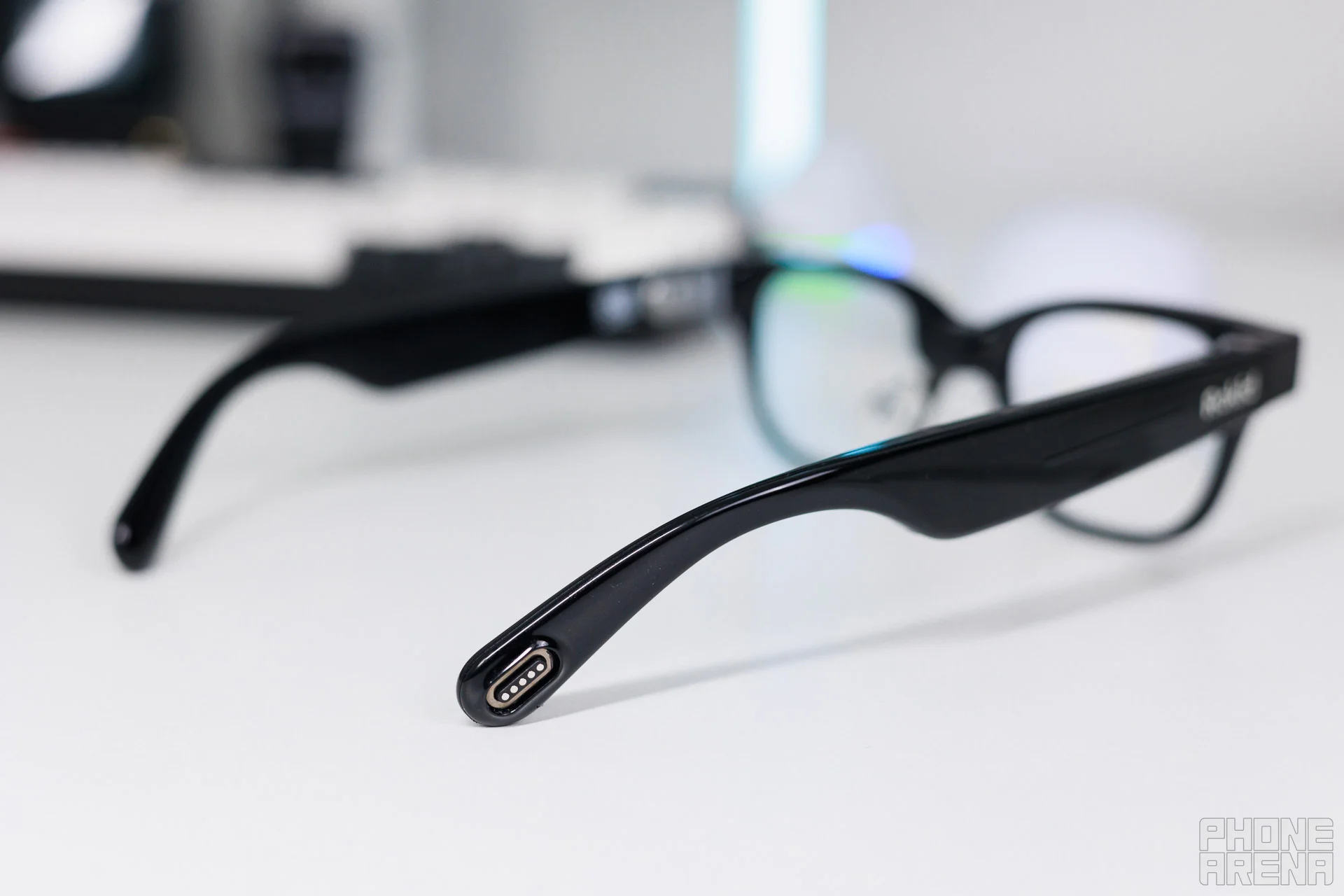 Here's the charging connector, and I think you get what I meant above. | Image by PhoneArena - Rokid Glasses review: AI glasses with a screen