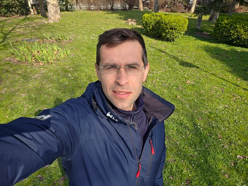 How to take awesome selfies with the Galaxy S26 Ultra