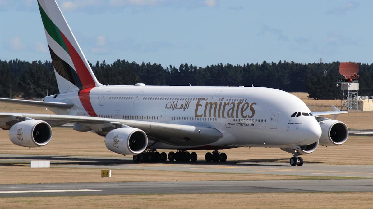 Airbus to inspect 16 A380s after cracks found on plane wings