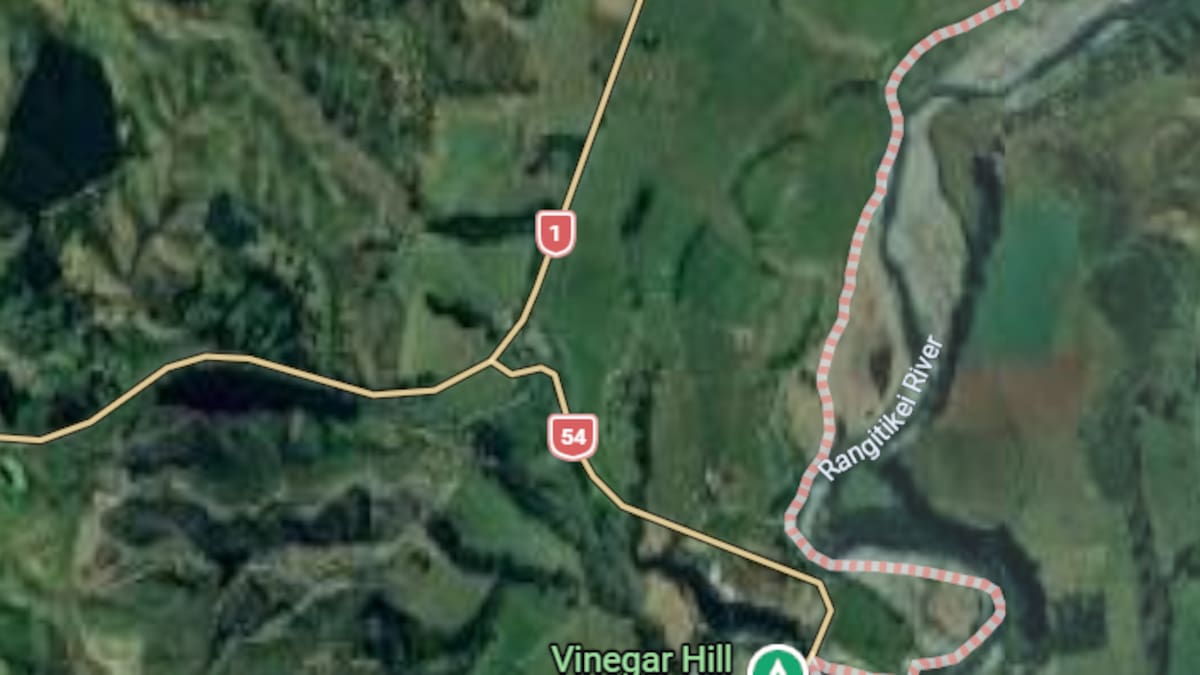 Serious crash closes State Highway 1 near Hunterville, injuries reported