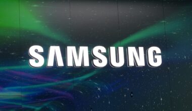 Samsung plans to buy more display panels from Chinese firms BOE, CSOT