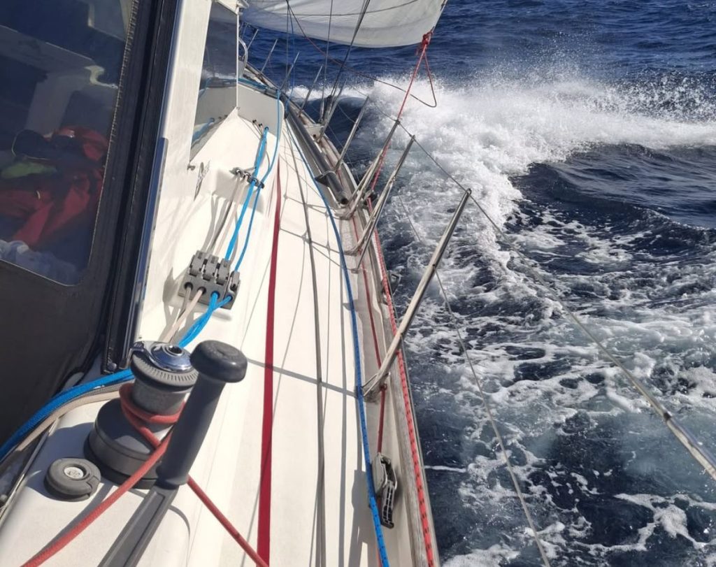 A view from the side of Malcolm Dickson's 55-foot Sarau from in the Tasman Sea during the 2026 Solo Trans-Tasman Yacht Challenge. // Photo credit: Malcolm Dickson