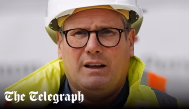 Labour seeks to boost builders’ mental health as jobs crisis deepens