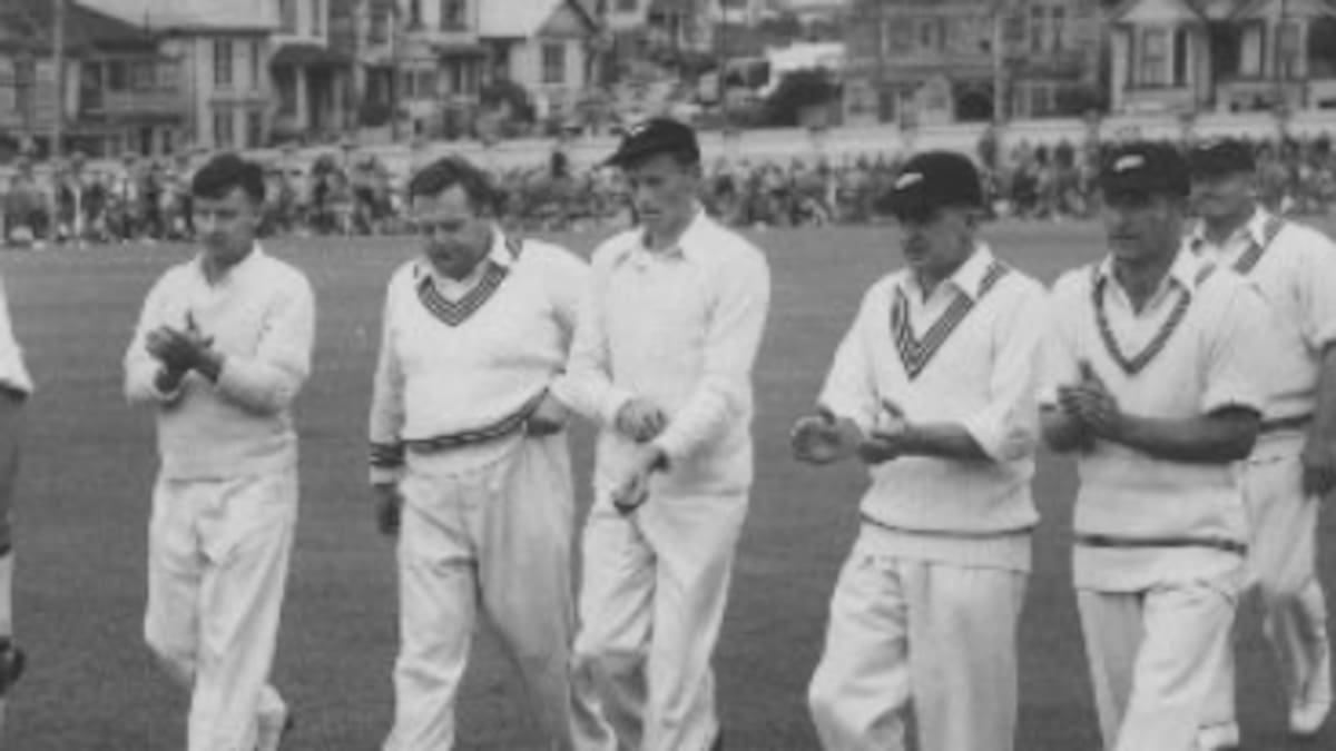 New Zealand bowler Bob Blair, who played after Tangiwai tragedy, dies