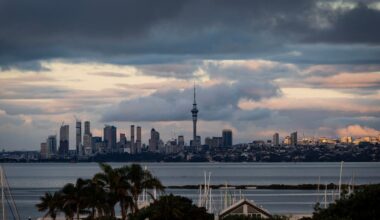 Patchy fog to hit Auckland tonight, MetService issues rain and wind watches for South Island