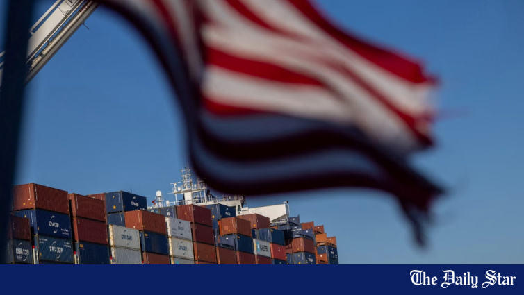 US trade gap narrows in April on oil exports boost
