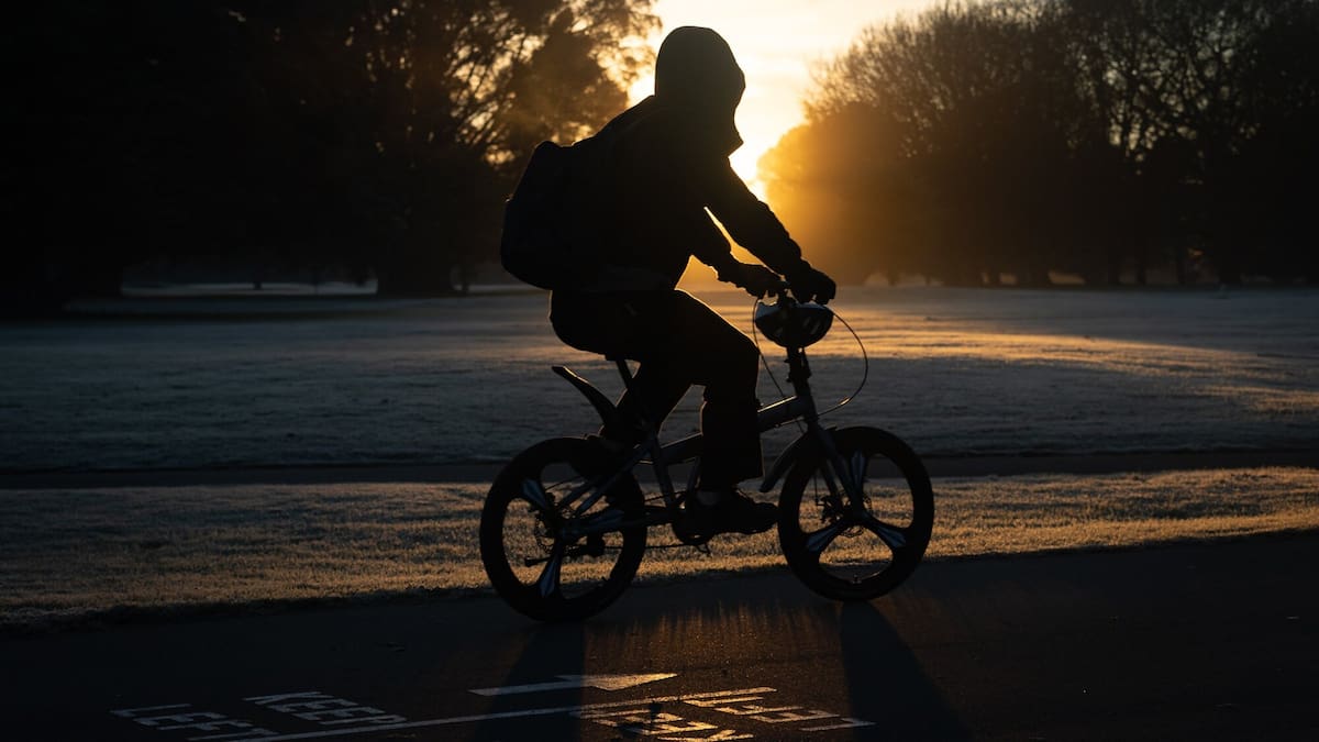 Frosty mornings spread north as clear, cold weather grips country