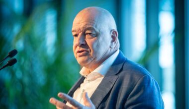 Fletcher Building cuts debt with $450m asset sales