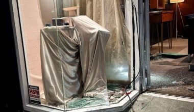 Hastings jeweller targeted in early morning ram-raid attempt