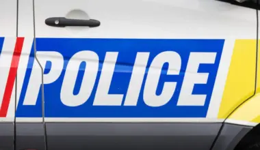 Police investigating after man asked Hutt Valley child to get into his van