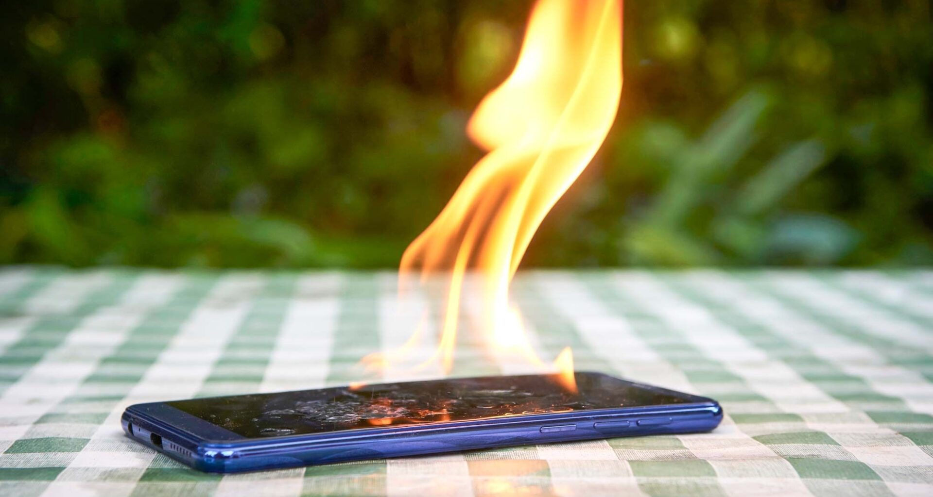 9 tips to keep your phone cool during a heatwave — and prevent damage