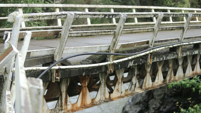 A close-up of the Arawhakatu Bridge. (Source: Emily Ireland)