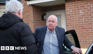 Mugs in drawers and watches in cupboards: What police pictures tell us about Peter Murrell's illicit purchases - BBC