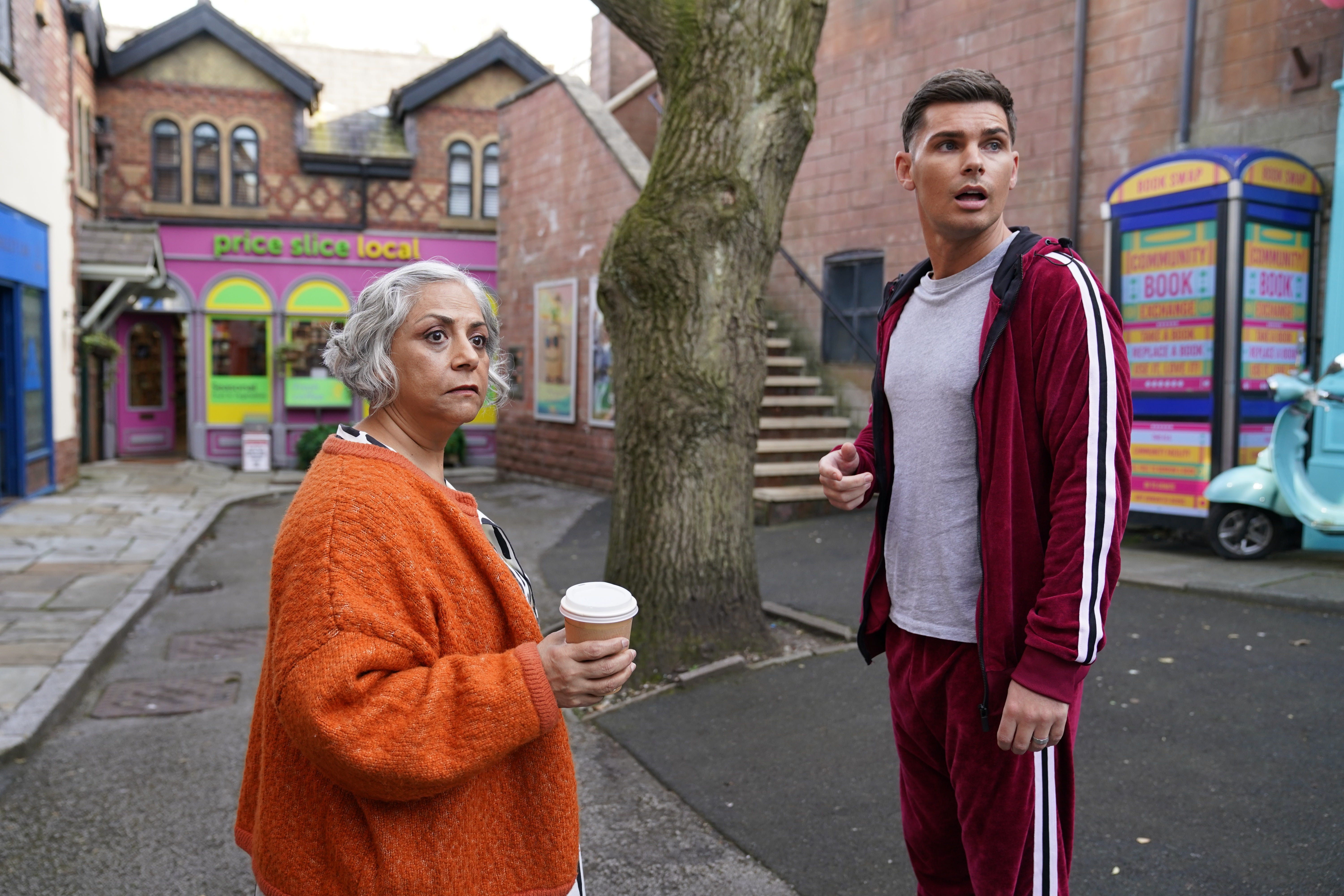 misbah maalik and ste hay in hollyoaks