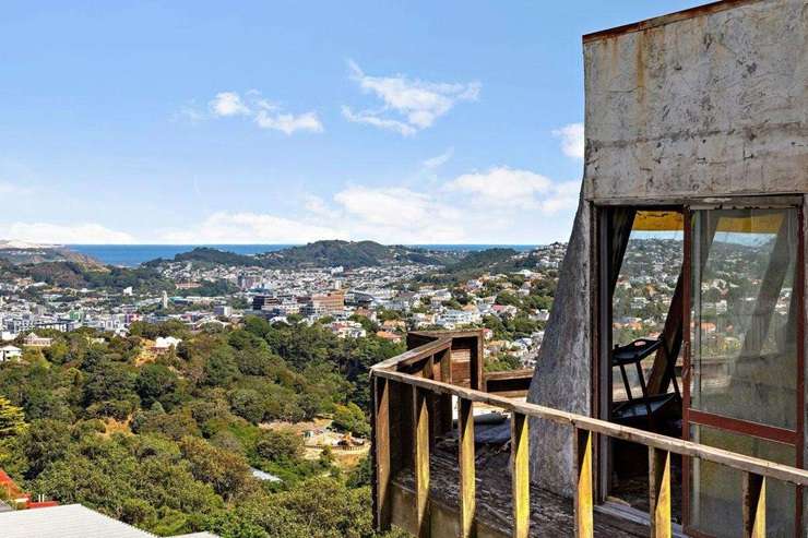 The owner of the derelict house on Puketiro Avenue, in Northland, Wellington, had been looking to offload it for more than two years. Photo / Supplied