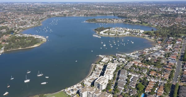 'Senseless': Note found after bodies pulled from Sydney river