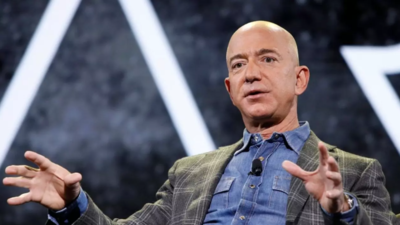 Jeff Bezos revealed 25-year-old habit to ease stress: 'Make the first phone call...'
