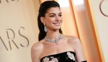 'Baby, I'm yours': Anne Hathaway announces third pregnancy