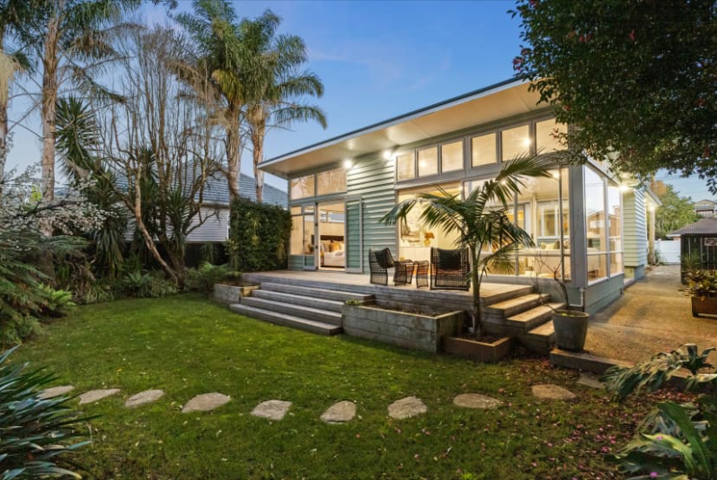 Dame Jacinda's house for sale after Australia move