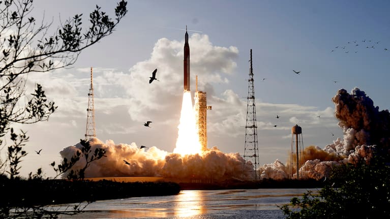 Artemis II moon rocket lifts off from the Kennedy Space Center's Launch Pad.