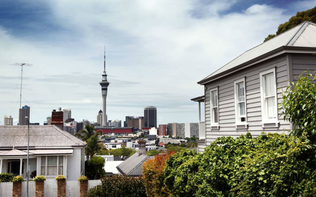 Kelly Gammie: Interior designer reveals which details age a property