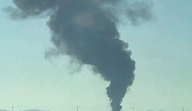 B-52 on test flight plunged at rate of nearly a mile a minute before crashing