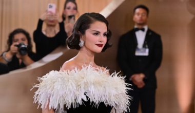 Selena Gomez clears the air after 'shady' comment toward Taylor Swift