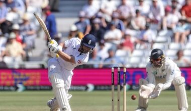 Quick century sparks England's charge after Black Caps' 438