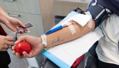 'Blood brothers': Donor centres become 'catch-up hubs'