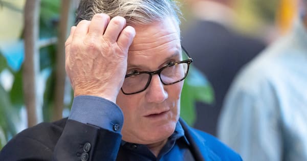 Starmer on the precipice as pressure builds for the leader to resign